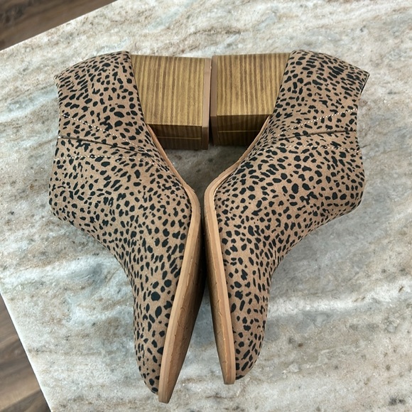 Melrose Ave Los Angeles 100% Vegan Cheetah Bootie size 9 - Picture 9 of 12